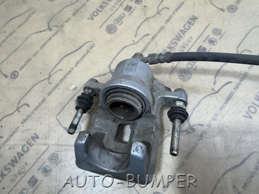 Toyota Camry 40 Суппорт Задний левый 4785033210