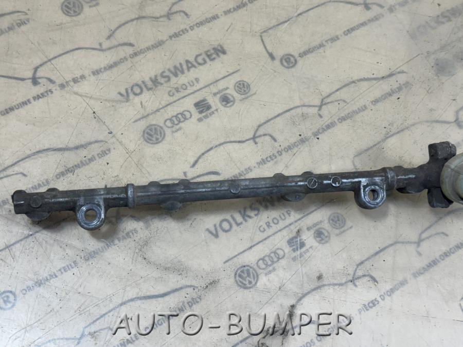 Toyota Camry 40 Рампа топливная 2381428031