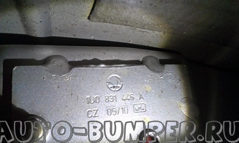 Skoda Octavia Tour 2000- Дверь задняя правая 1U0831446A 1U4833052