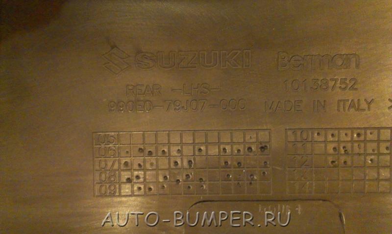 Suzuki SX4 2006- Молдинг задней двери левый 990E079J07000