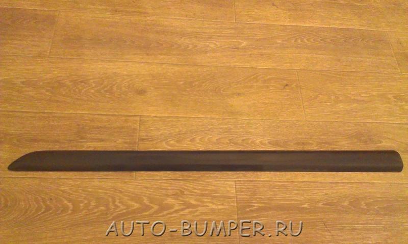Skoda Yeti 2010- Накладка двери передней левый  5L0853515 5L08535159B9