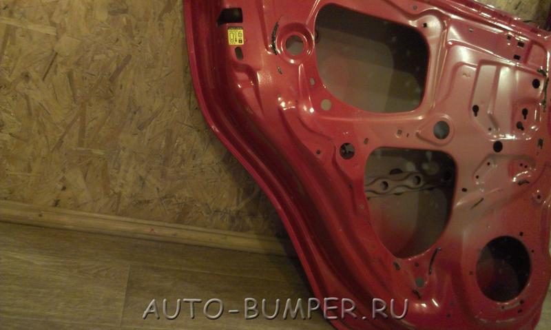 Suzuki Swift 2011-2017 Дверь задняя левая 6800468L01