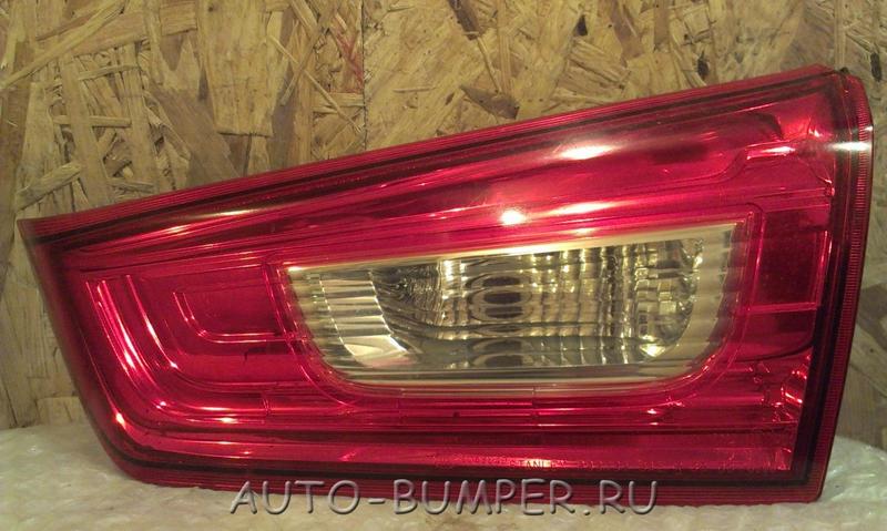 Mitsubishi ASX 2010- Фонарь внутренний правый  8336A088