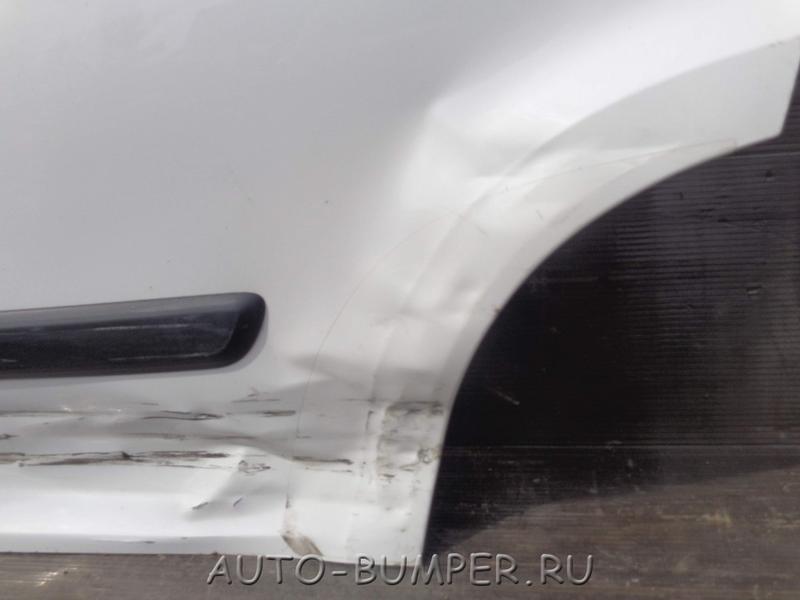 Skoda Yeti  2009- Дверь задняя левая 5L0833311 5L0833051