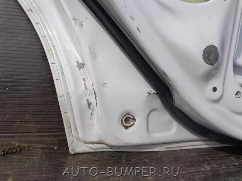 Skoda Yeti  2009- Дверь задняя левая 5L0833311 5L0833051