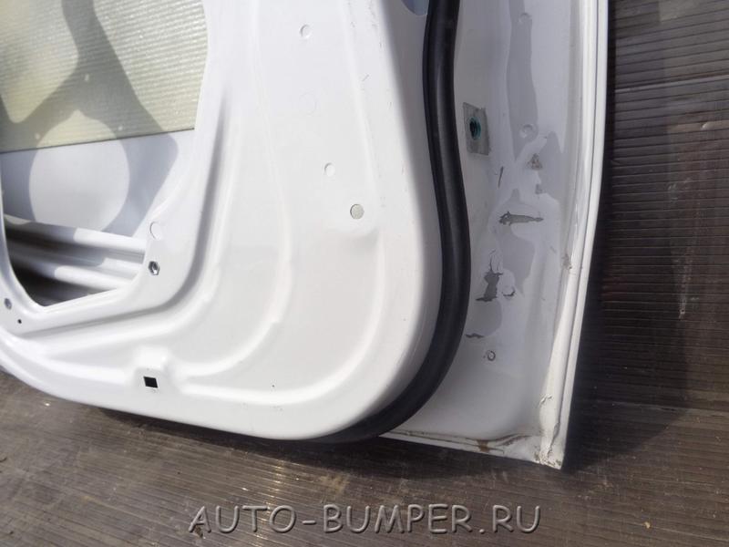 Skoda Yeti  2009- Дверь задняя левая 5L0833311 5L0833051