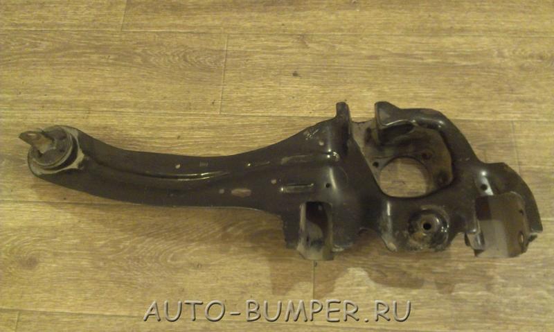 Ford Focus 2 2005- Рычаг задний продольный правый  3M515A968FG