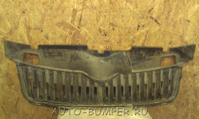 Skoda Fabia 2010- Решетка радиатора  5J0853668C 5J0853668C9B9