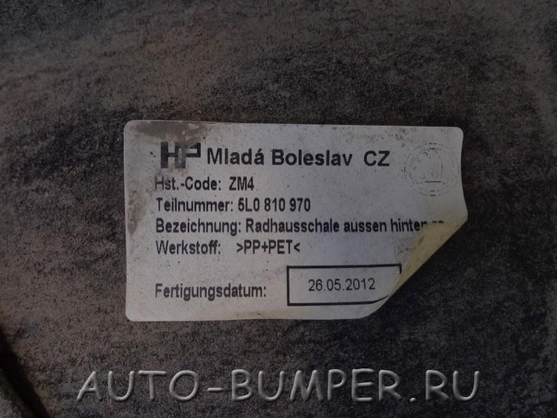 Skoda Yeti 2009- Локер задний правый  5L0810970