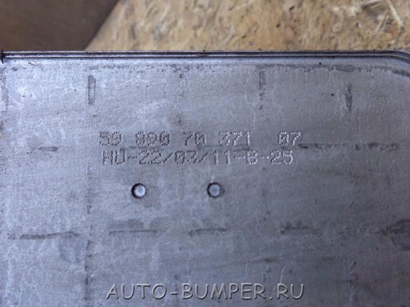 Range Rover Sport,  Land Rover Discovery, Jaguar XF 3.0TDI 2010- Фильтр маслянный с охладителем  9X2Q-6B624-BA
