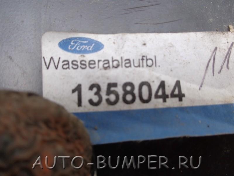 Ford C-Max 2003- Сливной желоб багажного отделения левый  1358044