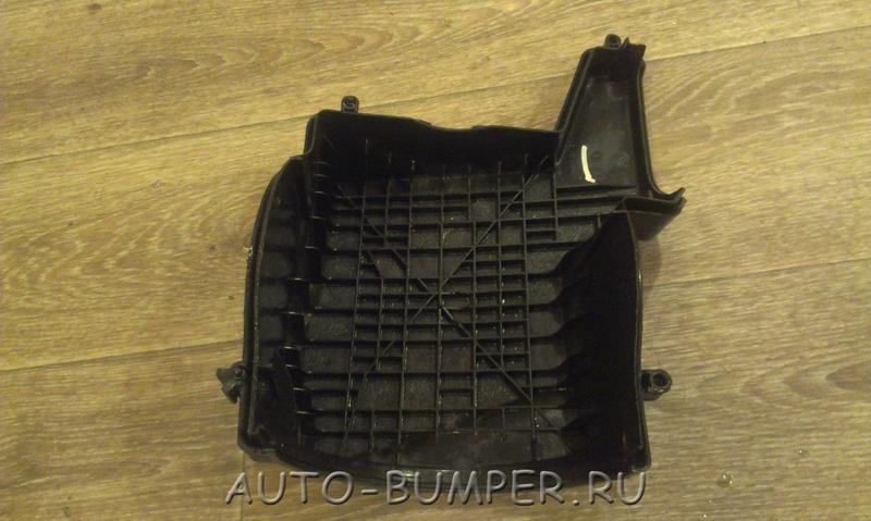 Ford Focus 3 2011- Корпус воздушного фильтра  76894521 1755967