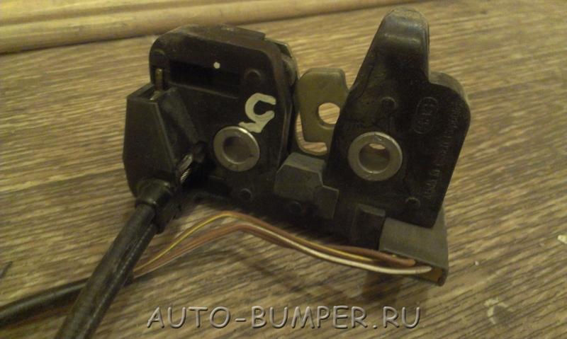 Ford Focus 2 2005- Замок двери с тросиком