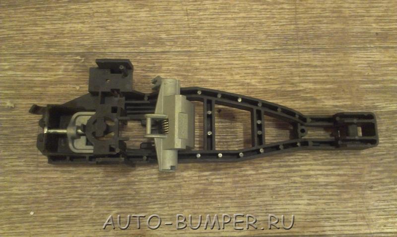 Ford Focus 2 2005- Кронштейн ручки двери передней правой 3M51R224A37AE, 1480070