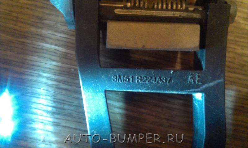 Ford Focus 2 2005- Кронштейн ручки двери передней правой 3M51R224A37AE, 1480070