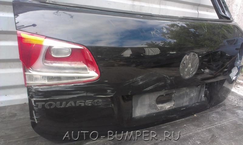 Volkswagen Touareg 2010- Дверь багажника 7P6827159B