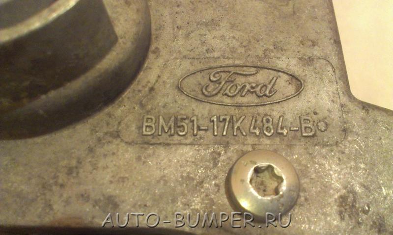 Ford Focus 3 2011- Моторчик стеклоочистителя правый  BM5117504BJ 1786873 1850569