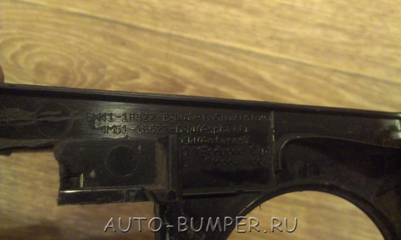  Ford Focus 2 2005- Нижняя секция панели приборов 4M5118522BA