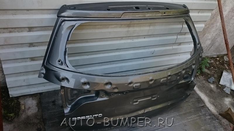 Kia Sorento 2013- Дверь багажника 737002P520