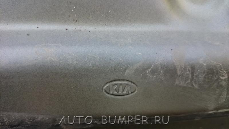 Kia Sorento 2013- Дверь багажника 737002P520