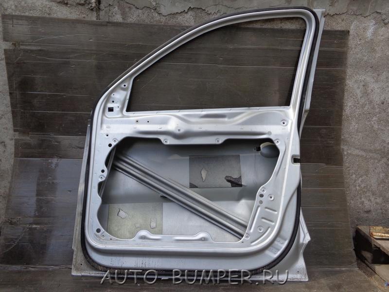 Volkswagen Tiguan 2007- Дверь передняя правая  5N0831312C