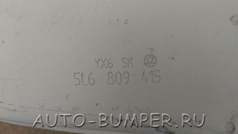 Skoda Yeti 2009- Усилитель задней левой стойки 5L6809415