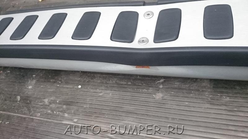 Land Rover Defender 2003- Порог (подножка) LR008375