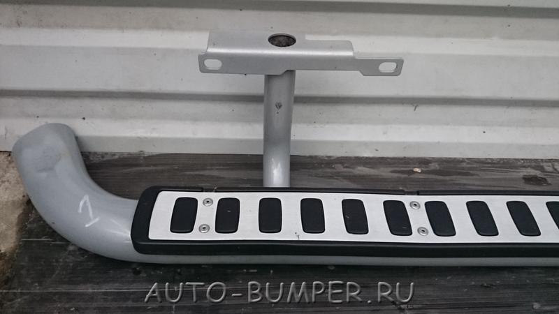 Land Rover Defender 2003- Порог (подножка) LR008375