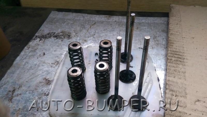 VW, Skoda (1.8-2.0 TFSI) Клапан впускной, выпускной 06H103373J