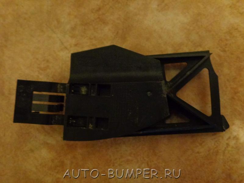 Ford Focus 3 2011 - Крепеж стеклоподъёмника перед правой двери 1716801 BM51A211B14AE