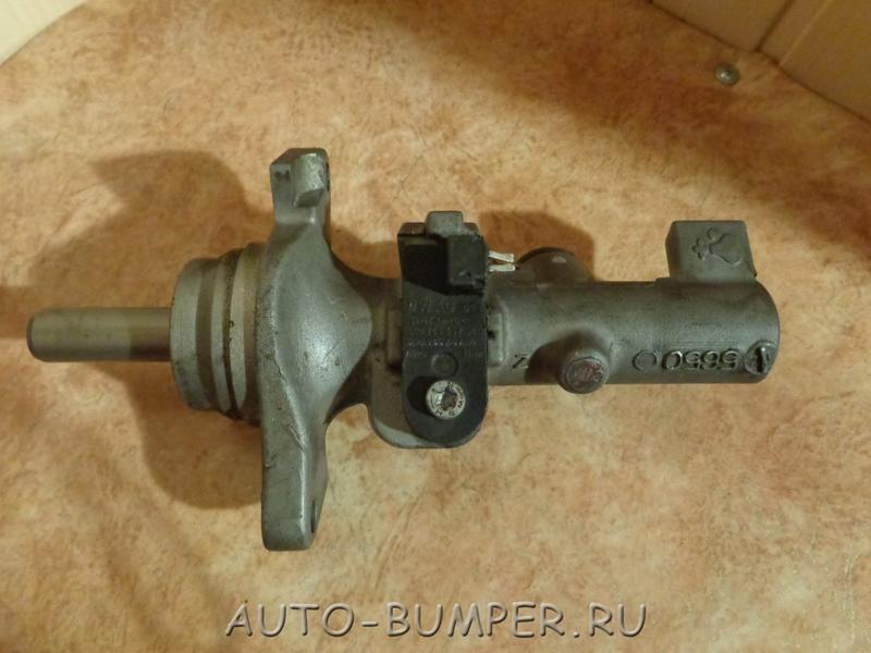 VW Golf 5 2005- Главный тормозной цилиндр 1K0945459A