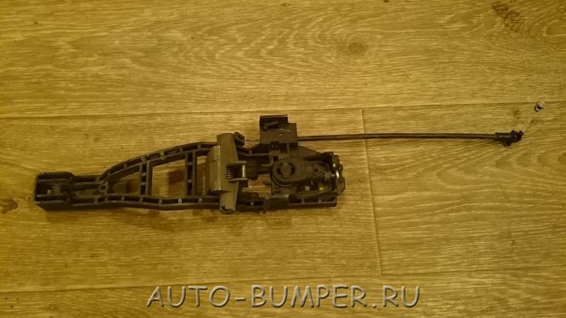 Ford Focus 2 2005- Кронштейн ручки двери передней левой 3M51R224A36BF, 1480068