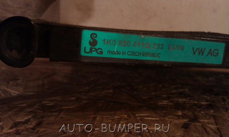 Volkswagen Golf 2009-  Радиатор кондиционера 1K0298403A
