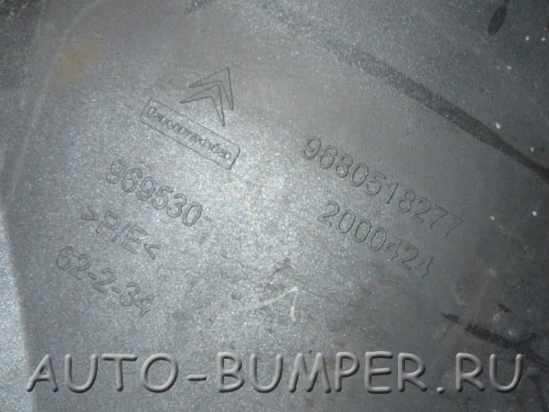 Citroen C4 Picasso 2006- Бампер задний 9680518277