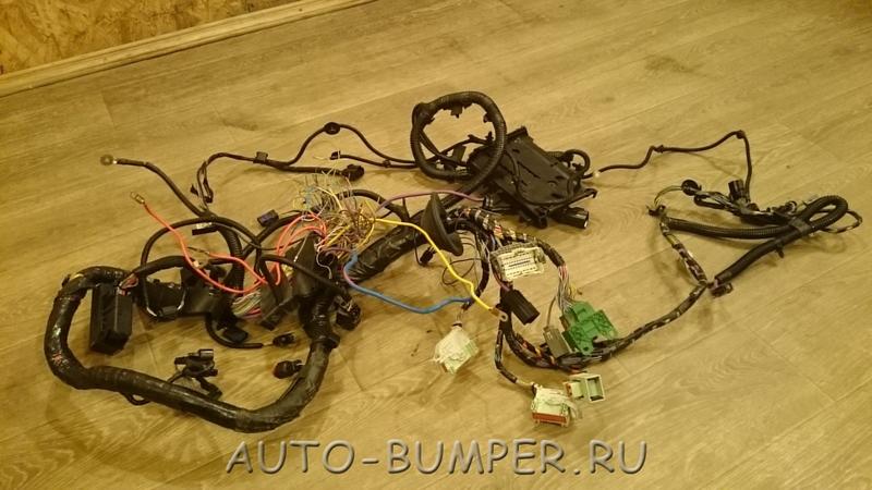 Ford  Focus 2 2008- Проводка подкапотная 5M5T14A390AA 5M5T-14A390-AA