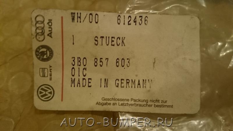 Volkswagen Passat B5 2001- Накладка зеркала левого нижняя 3B085760301C