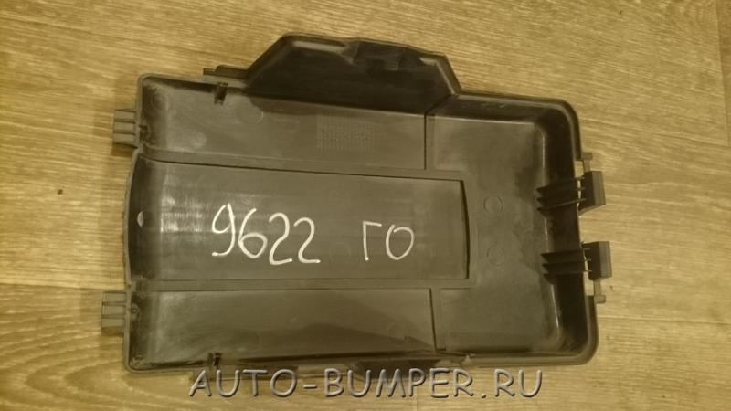 Volkswagen Jetta, Golf, Passat 2005- Крышка аккумулятора 1K0915443C 3C0915443A