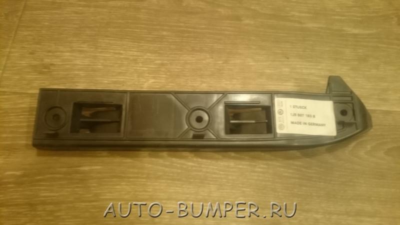 Volkswagen Jetta 2000- Направляющая переднего бампера левая 1J5807183B