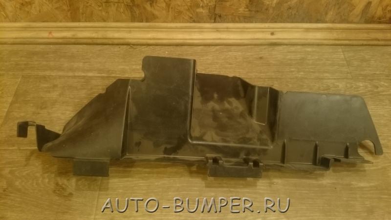 Volkswagen Touareg 2003- Воздуховод радиатора охлаждения левый 7L6121333D