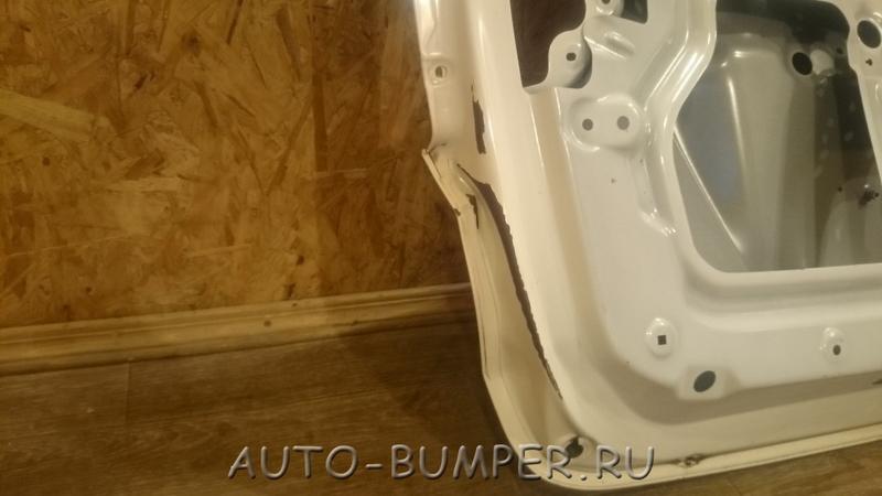 Hyundai IX35 2010- Дверь багажника 737004W000