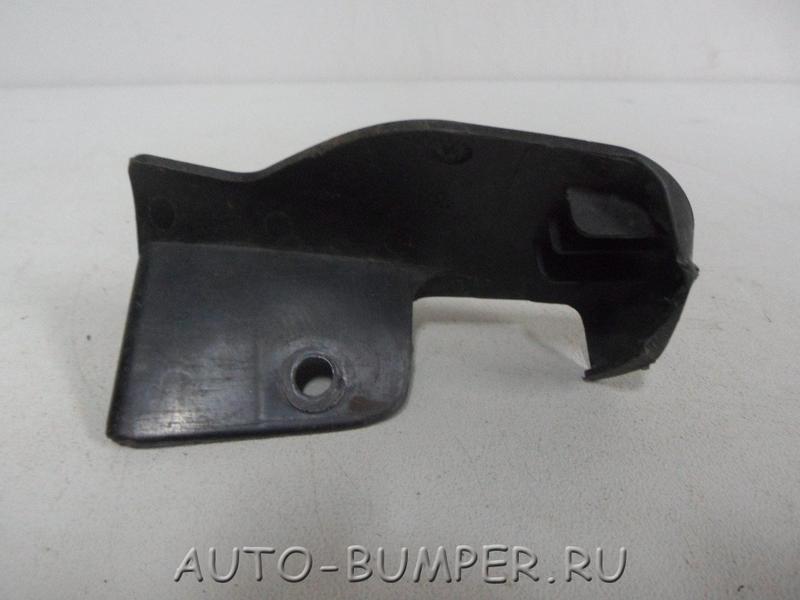VW Passat B5 1999- Накладка кронштейна капота левая 3B0823629A 3B0823629AB41