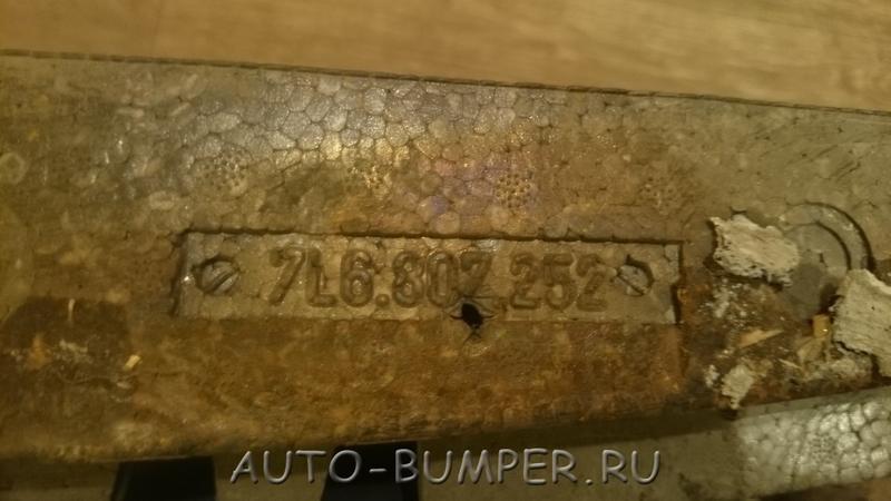 Volkswagen Touareg 2003- Абсорбер бампера заднего 7L6807252