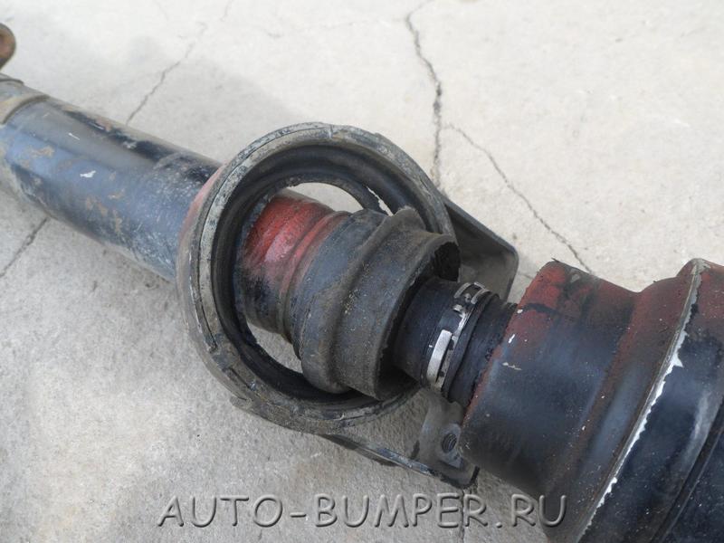 Volkswagen Touareg 2003- Карданный вал 7L0521102H