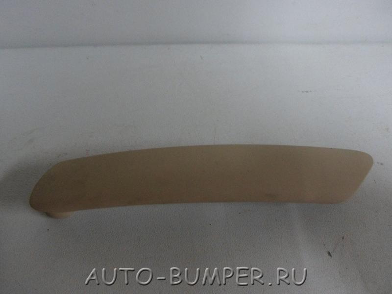 Volkswagen Passat 2000- Накладка ручки двери передн. 3B0867172
