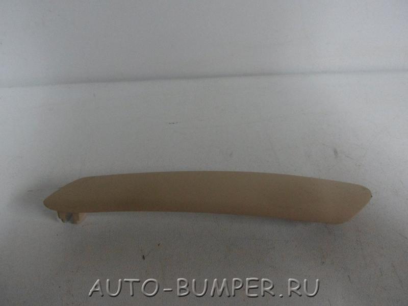 Volkswagen Passat 1998- Декоративная накладка дверной ручки правая 3B4867372R48