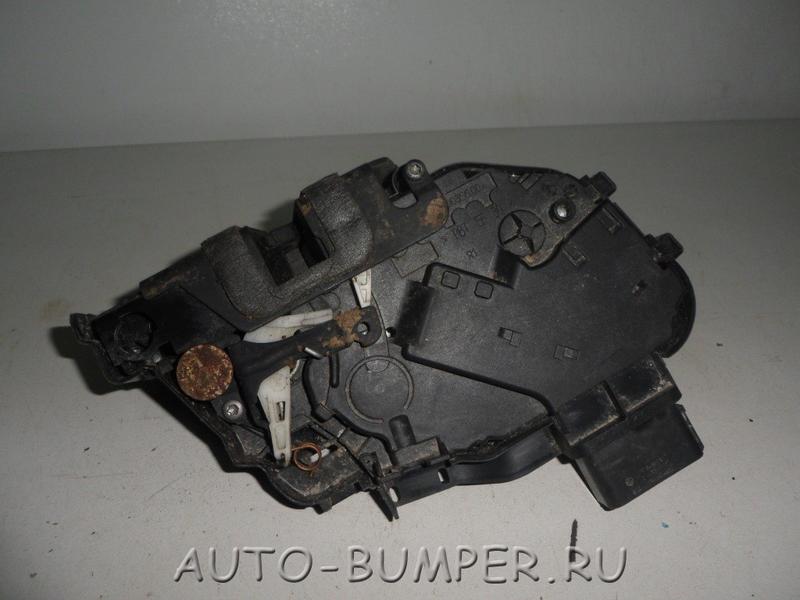 Land Rover Замок двери передней правой 6W8A21812AD