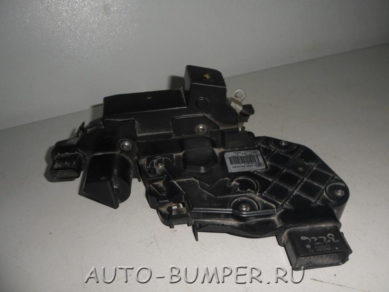 Land Rover Discovery IV 2009- Замок двери задней левой 8X2A26413AC