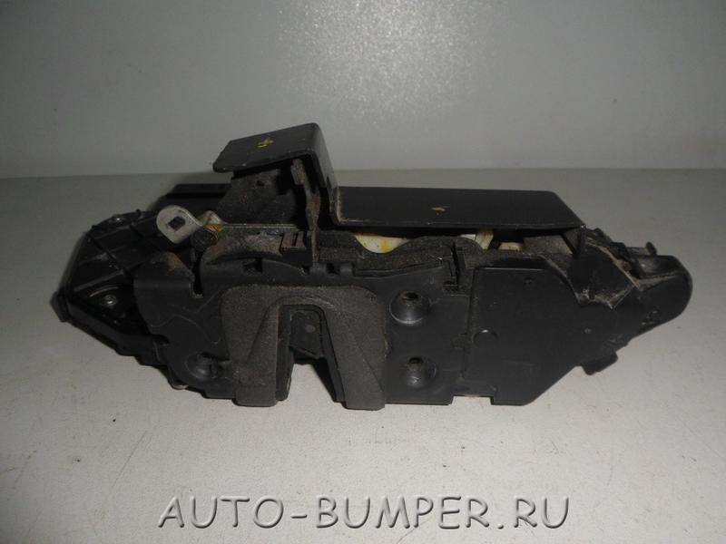 Land Rover Discovery IV 2009- Замок двери задней левой 8X2A26413AC