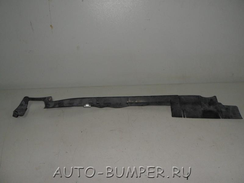 Audi Q7 VW Touareg 2007- Дефлектор радиатора правый 7L0121332B