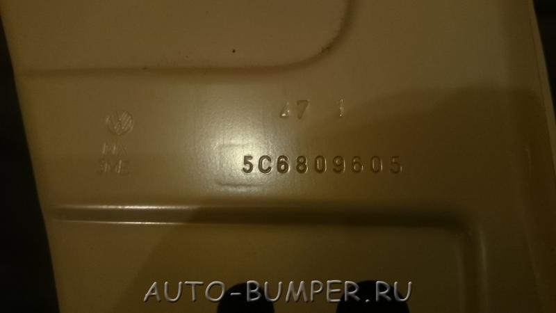 Volkswagen Jetta 2011- Боковая панель кузова левая 5C6809835